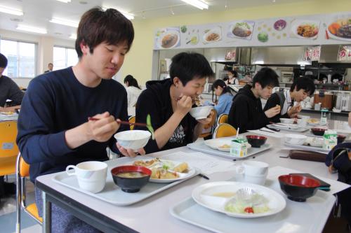 100円朝食の写真3