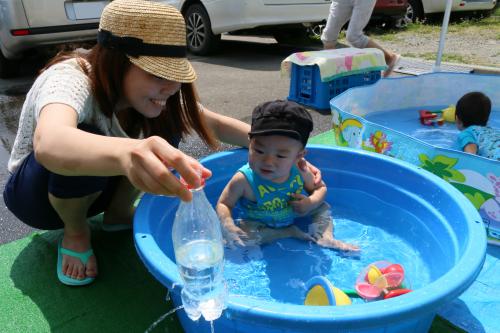 水遊び