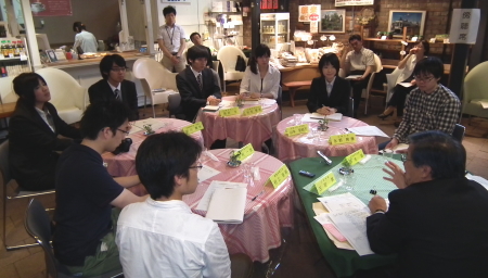 写真:えべつ未来大学生会議の様子