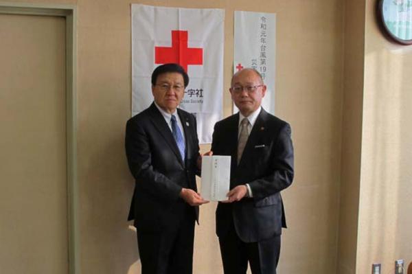 杉野理事長と三好市長の写真