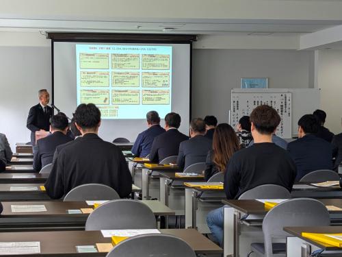 市長によるセミナーの様子