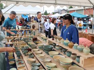 やきもの市 販売風景