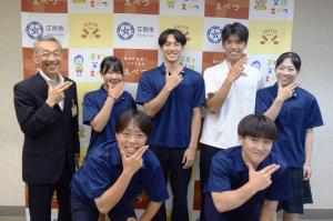 全国高等学校総合体育大会に出場するとわの森三愛高等学校の生徒