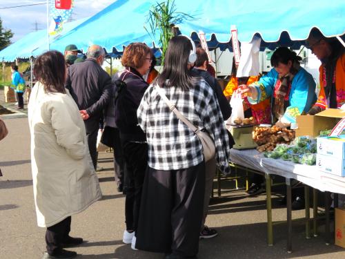 販売会の様子①